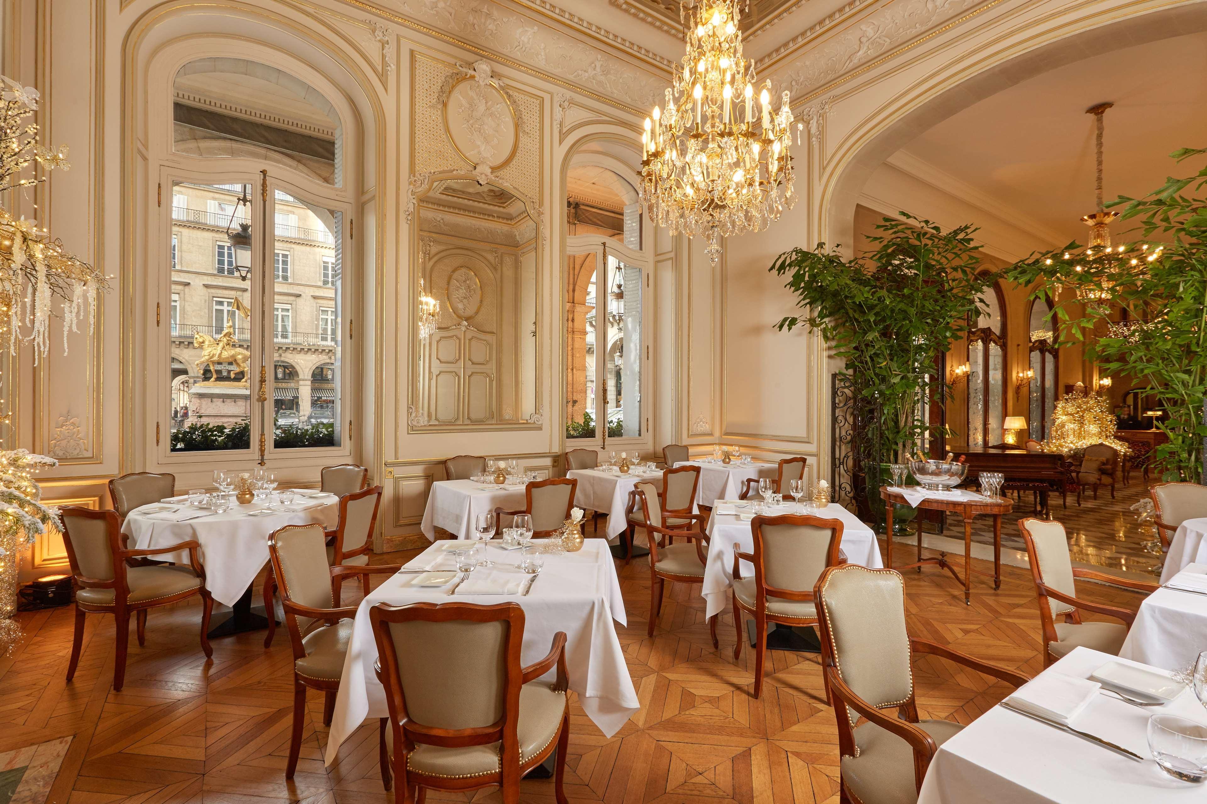 Hotel Regina Louvre Paris Ngoại thất bức ảnh The interior of the restaurant