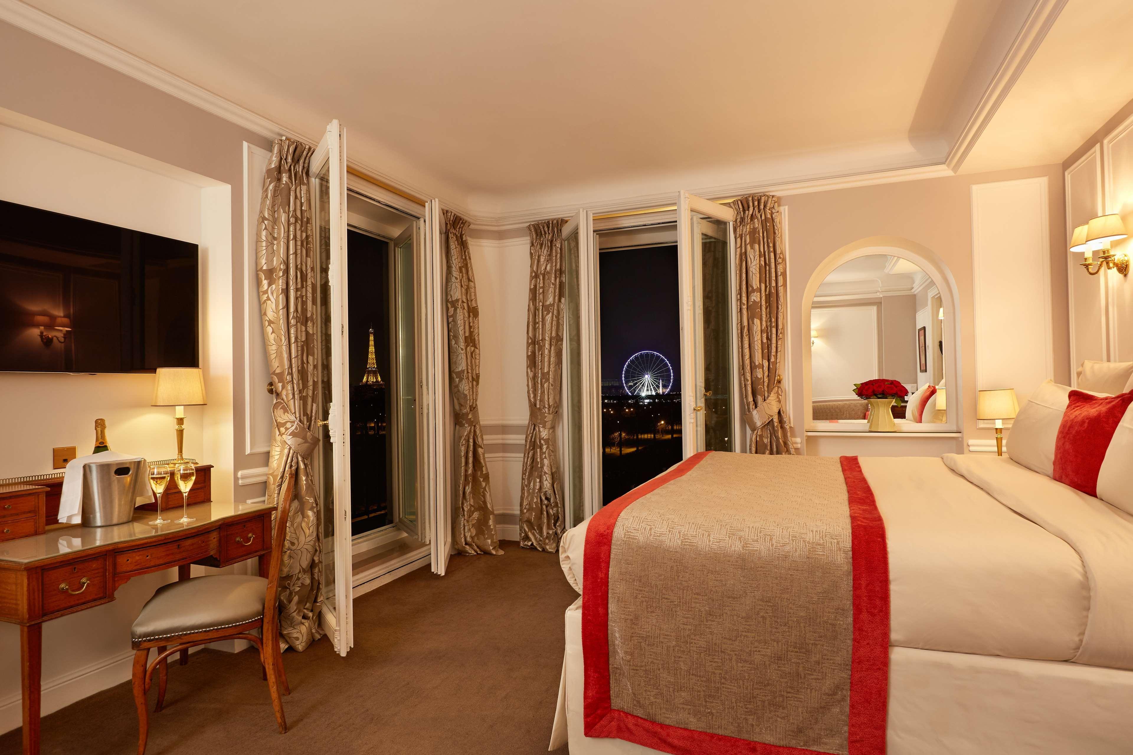 Hotel Regina Louvre Paris Ngoại thất bức ảnh A room at the InterContinental Paris Le Grand